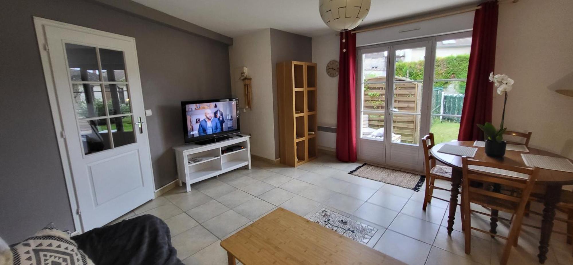 Maison De Plein Pied Avec Jardin Privatif Centre Ville Мийи-ла-Форе Экстерьер фото